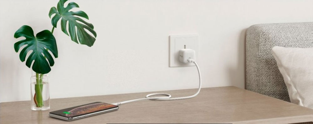 Anker PowerPort 18W PD Nano Wall Charger 1